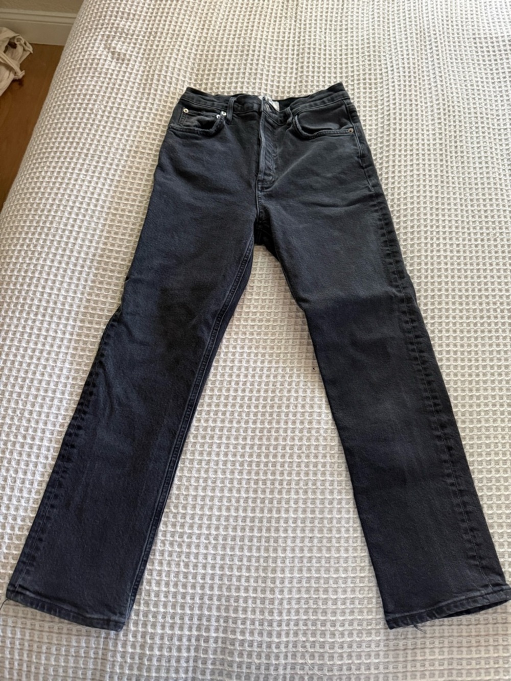 Agolde Riley Crop Jean Washed Black Straight-Leg Jeans